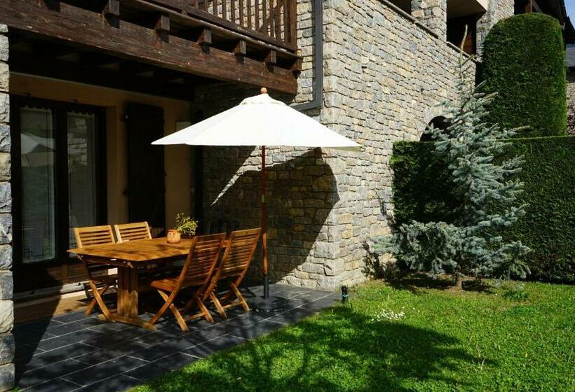 Apartamento Con Jardín En La Cerdanya