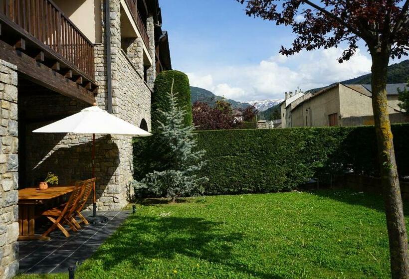 Apartamento Con Jardín En La Cerdanya