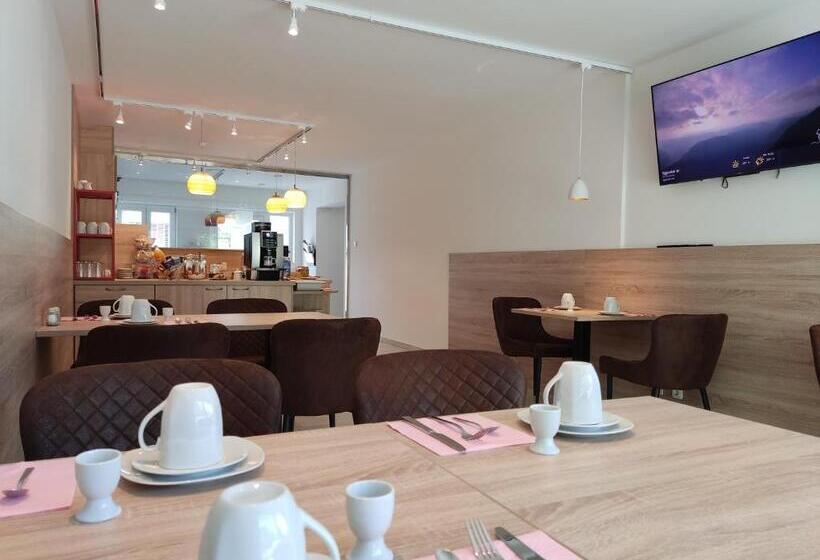 민박 Pan Haus Bad Goisern