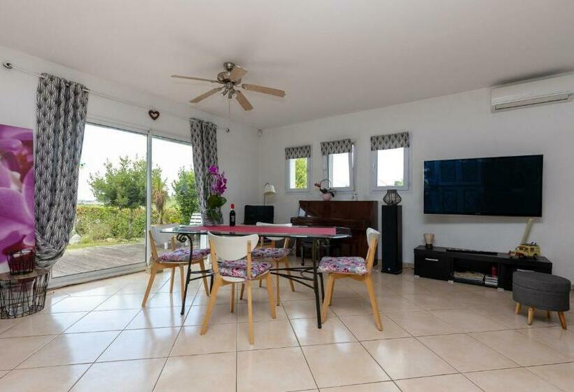 Belle Maison Basque à Bardos