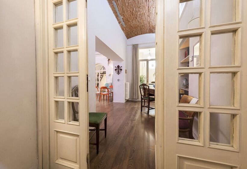 Florence Hideaway By Mmega