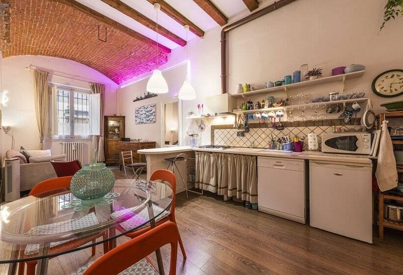 Florence Hideaway By Mmega