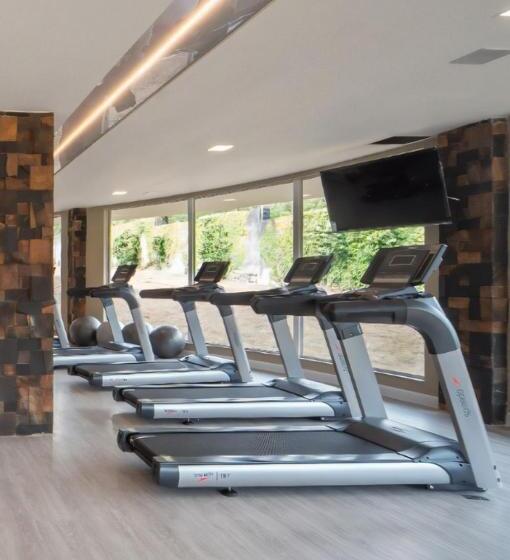 Отель Golden Gramado Resort