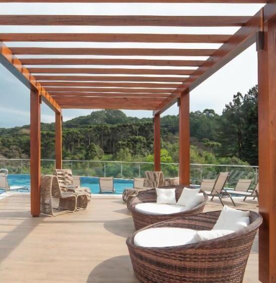 Отель Golden Gramado Resort