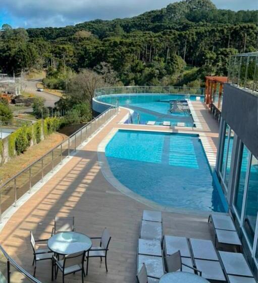 Отель Golden Gramado Resort