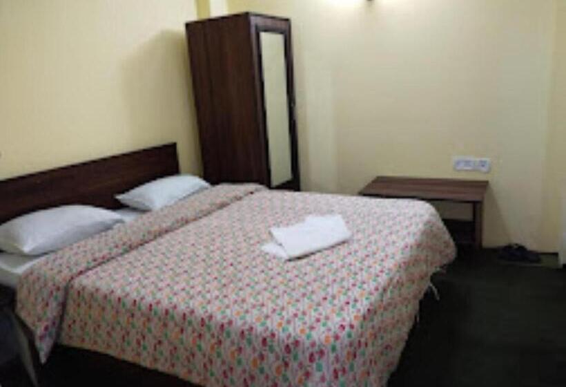 فندق Himalaya Residency Kanchenjunga View