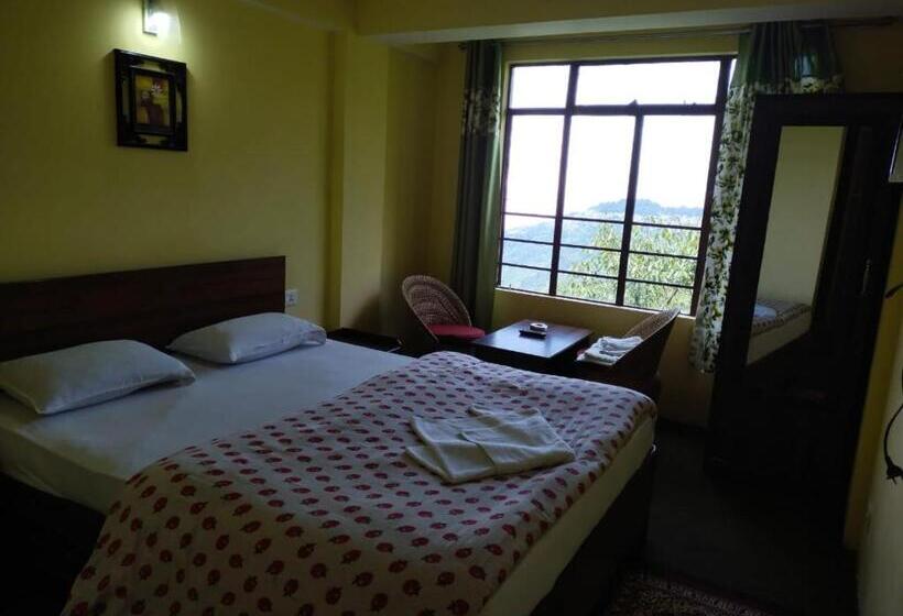 فندق Himalaya Residency Kanchenjunga View