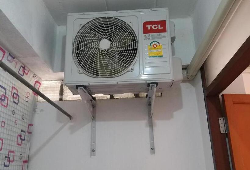 Hotel Natcha Place Tu Rangsit