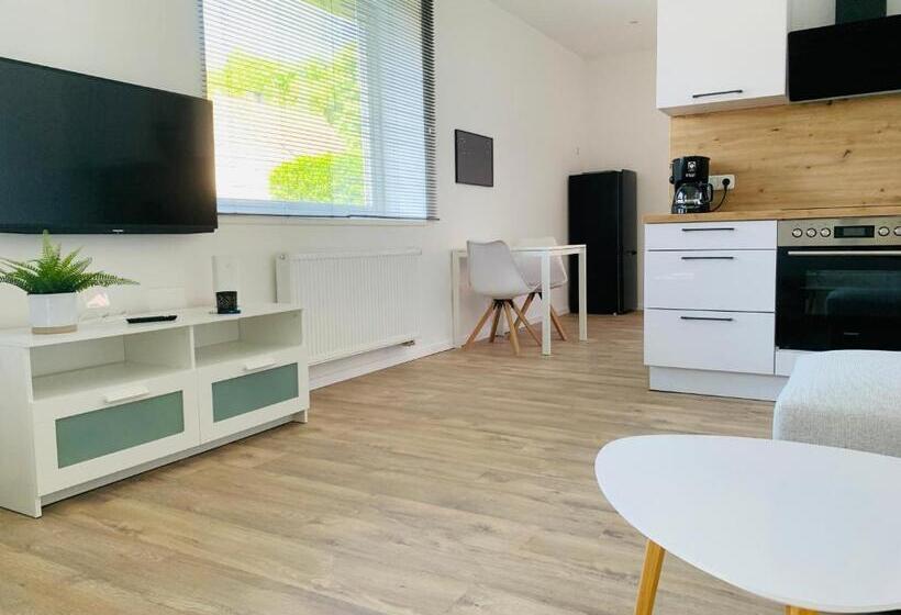 Feddersen Living Kernsanierte Ferienwohnungen   Gemütlich   Netflix   Voll Ausgestattet   Zentral