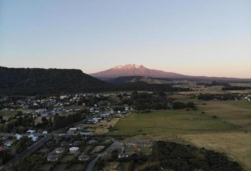 Mangawhero   Modern Yurt Style Chalet, Ohakune