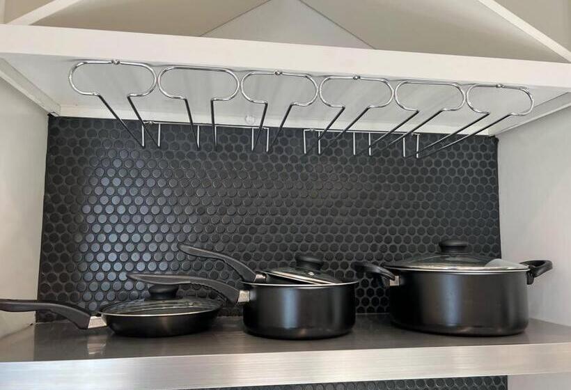 Modern 1bd Studio Apt In Plaza Midwood With Community Pool