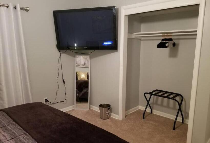 Newentire Home In Rose Districtdineshopfun