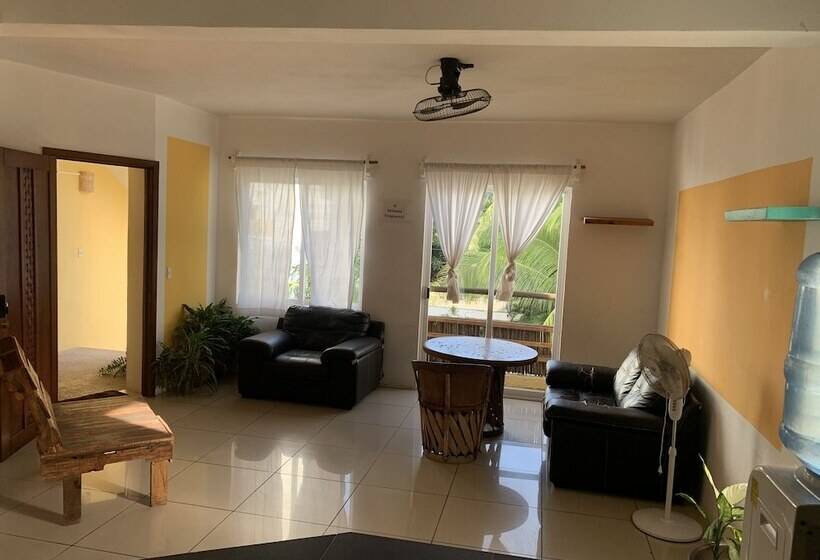 膳宿费 Brisamar Guesthouse