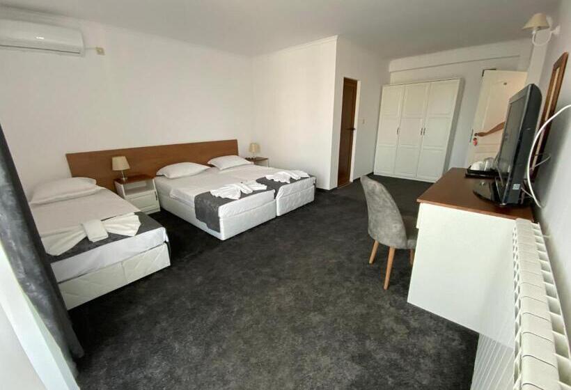 膳宿费 Villa Aqua Family