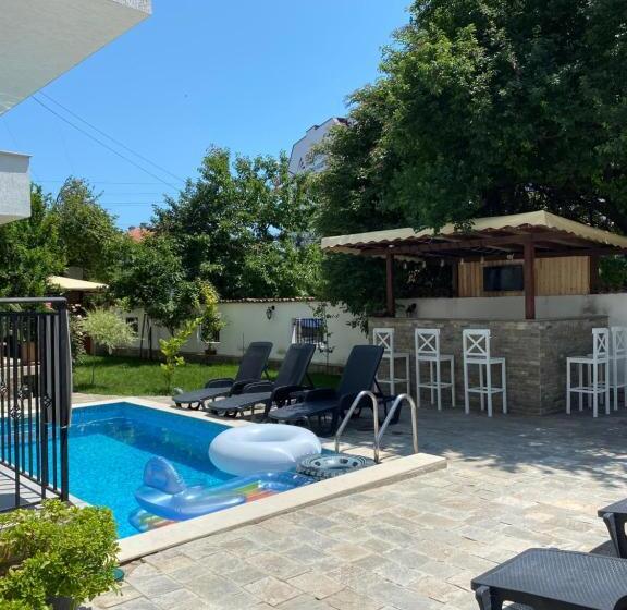 膳宿费 Villa Aqua Family