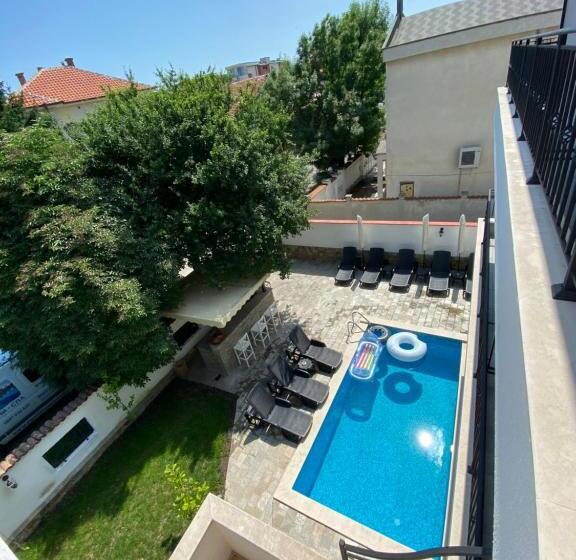 膳宿费 Villa Aqua Family