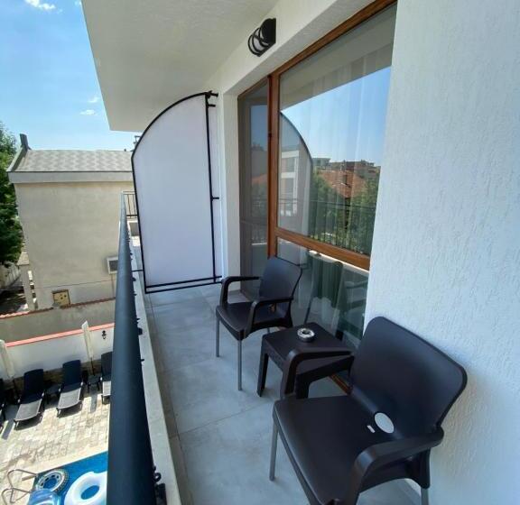 膳宿费 Villa Aqua Family