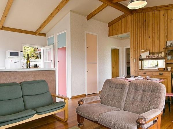 The J Bach  Rainbow Point Holiday Bach