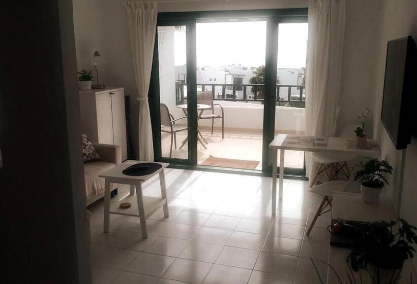 Tuscan Apartment Mit Meerblick Und Sonnenterrasse