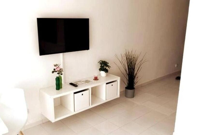 Tuscan Apartment Mit Meerblick Und Sonnenterrasse