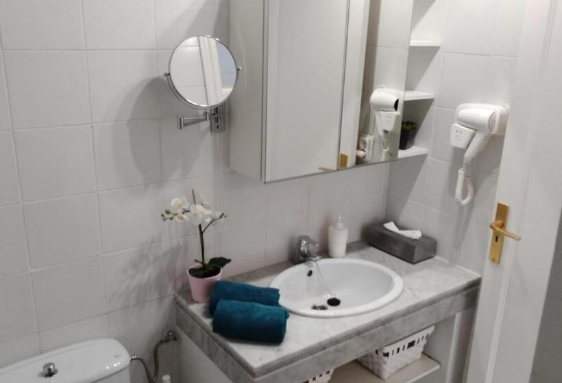 Tuscan Apartment Mit Meerblick Und Sonnenterrasse