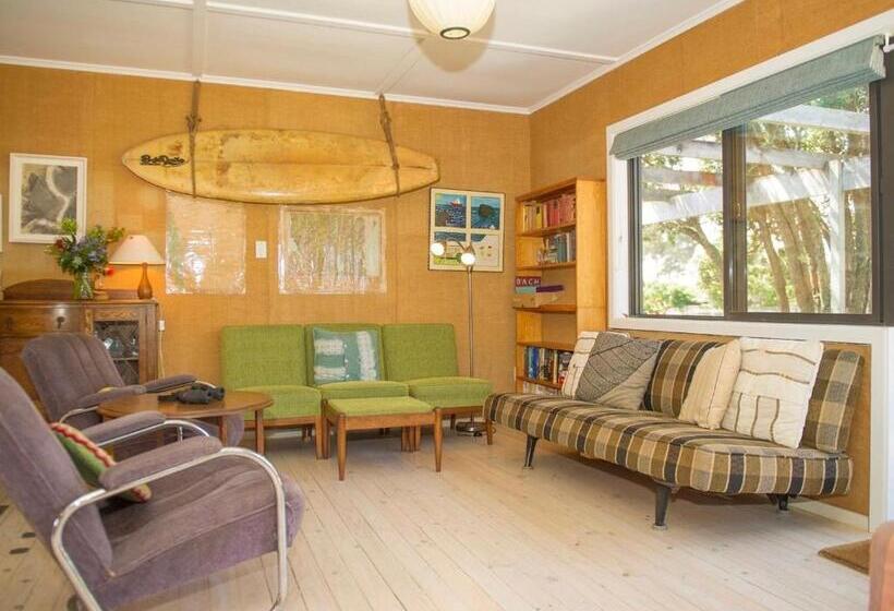 Vintage Pohutukawa   Whangamata Bach