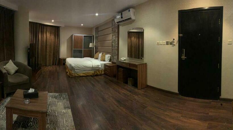 فندق دولف الحفر