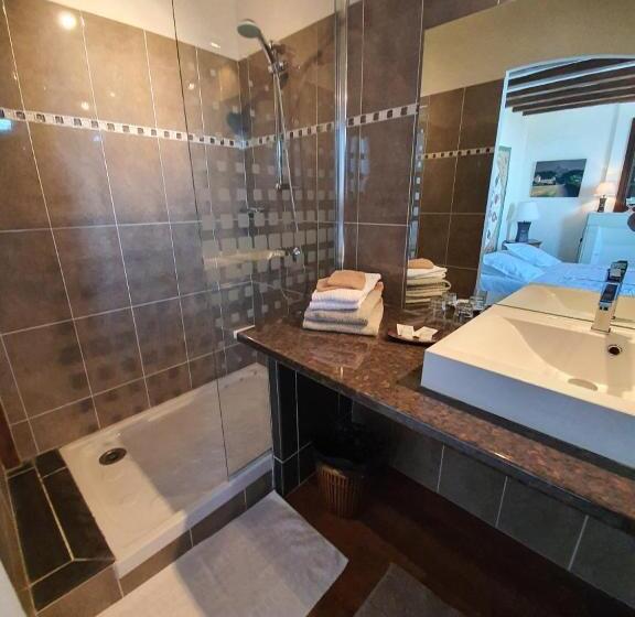 민박 Le Presbytère De La Cite Royale De Loches