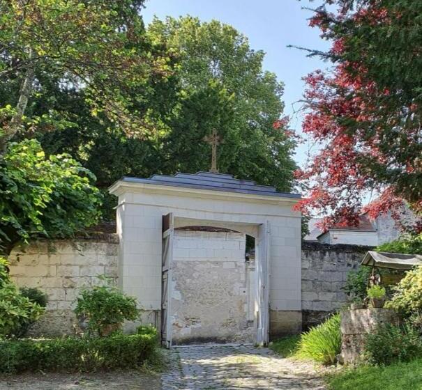 민박 Le Presbytère De La Cite Royale De Loches
