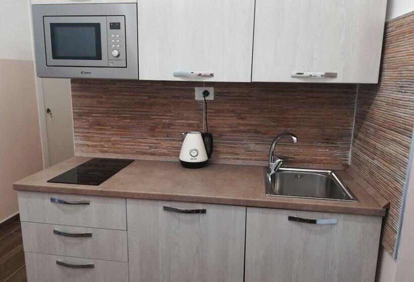 צימר Scilla Upper Town