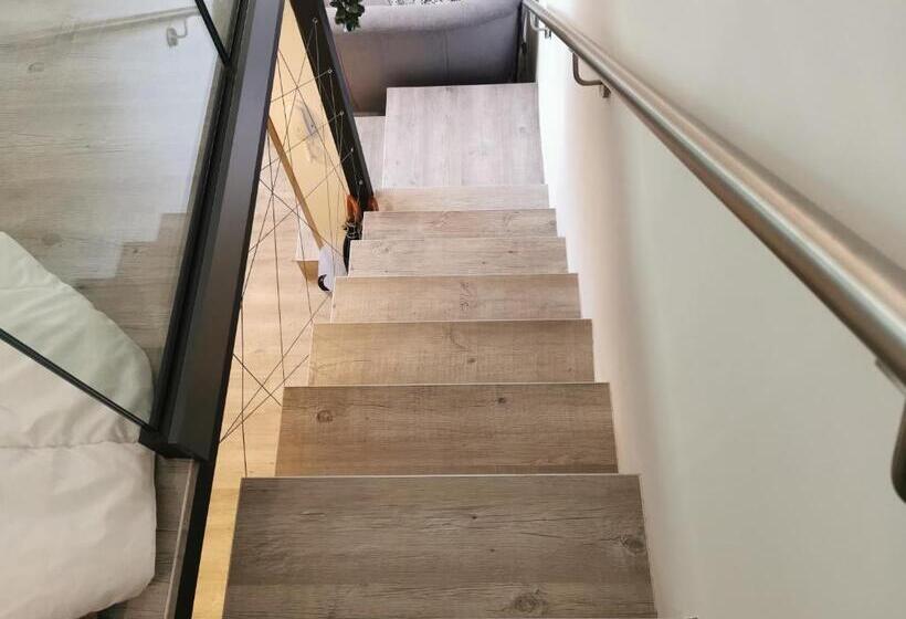 Dreamy Center Location