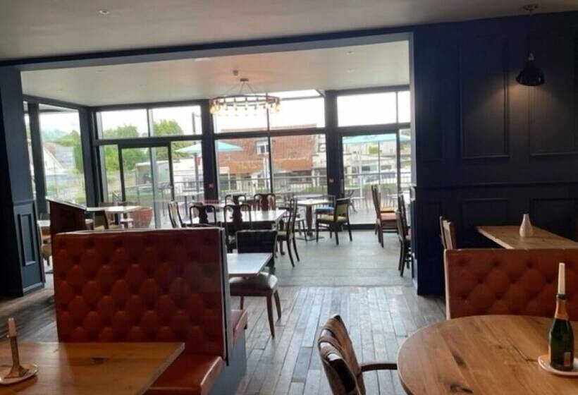 فندق Loch Lomond