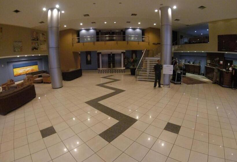 Iate Plaza Beiramar Fortaleza App1006