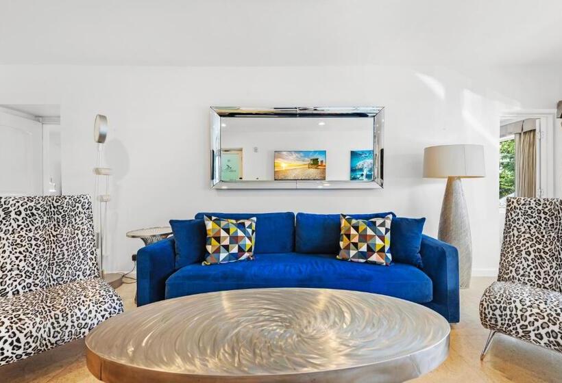 Isle Of Venice Residence And Marina