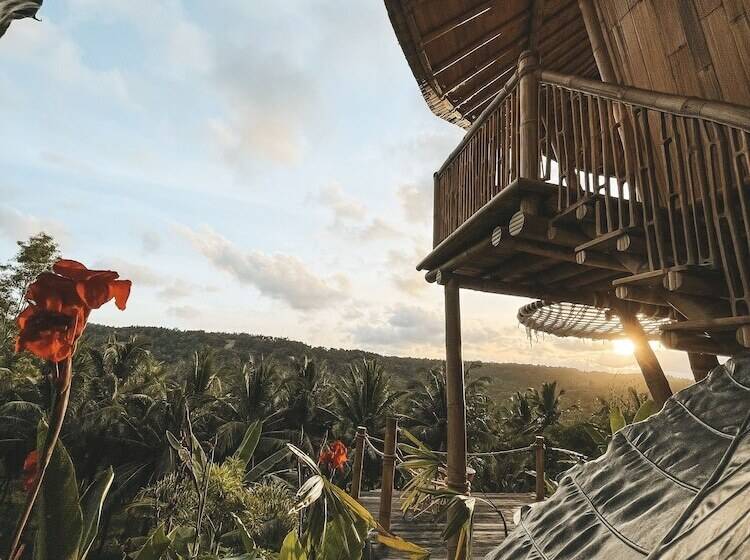 Kalma Bamboo Eco Lodge