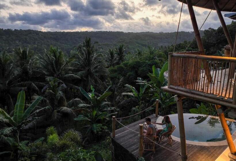 Kalma Bamboo Eco Lodge