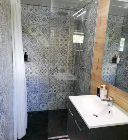 Le Canard: Rustig Genieten Aan Het Water