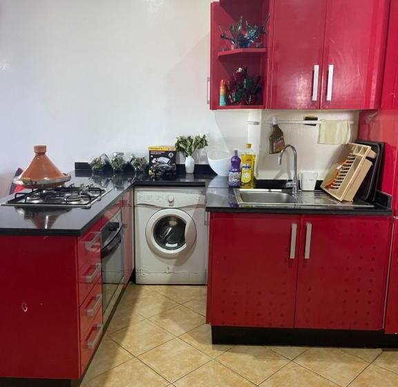 Luxury Apartment With Swimming Pool View