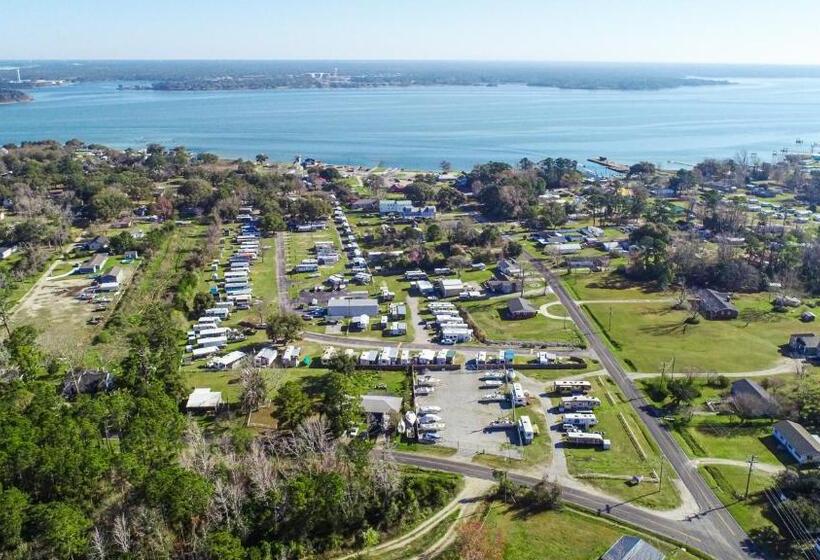 Model Home Near Camp Lejeune With Water View