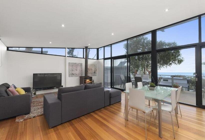 Ocean View Treetops Retreat