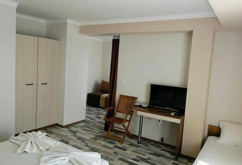 Panzió флора поморие