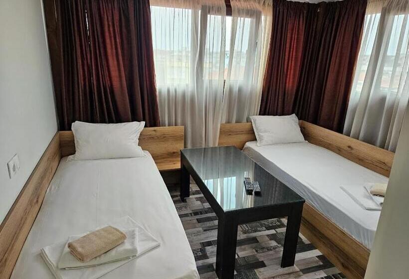 Panzió флора поморие