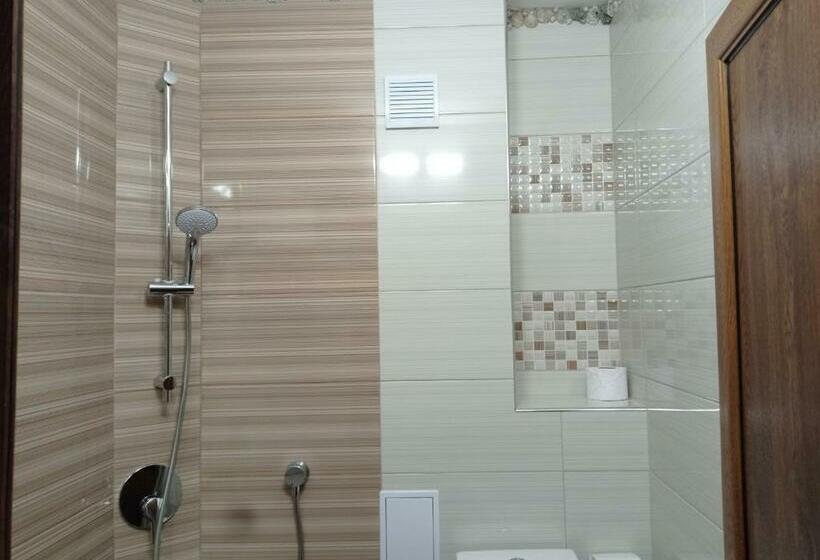 ペンション къща за гости елени