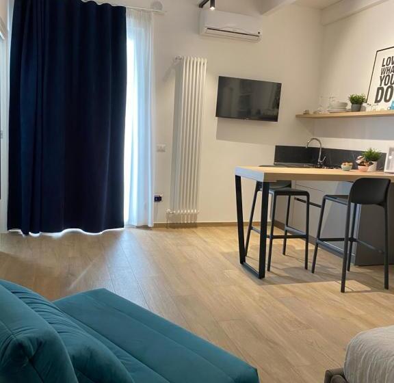 ペンション Run House 07 Rooms & Apartments