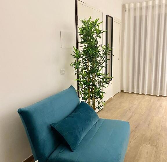 بنسيون Run House 07 Rooms & Apartments