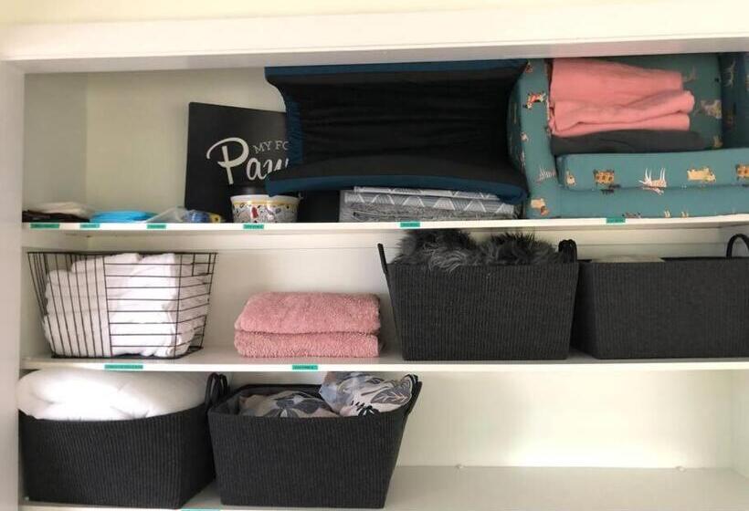 Pet Friendly Home With Pool And Boat Parking