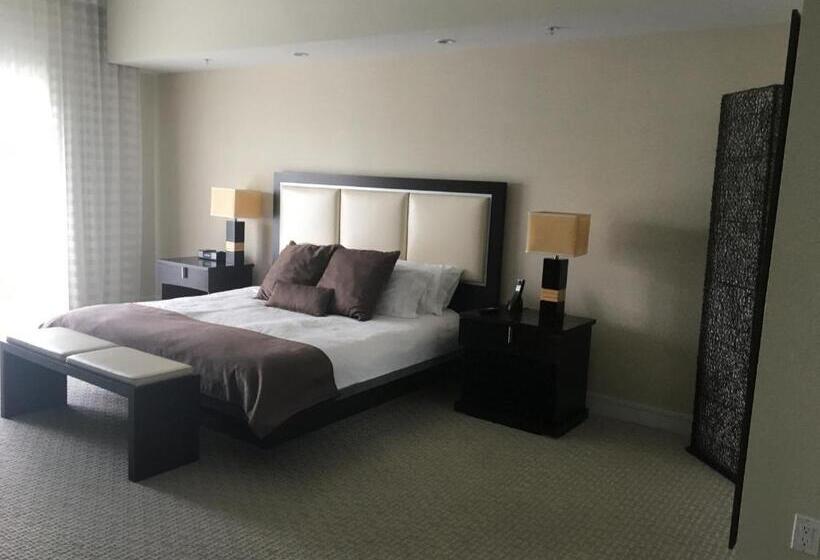 Doral 2 Story Villa 3 Bed 4 Bath At Provident Doral At The Blue Miami