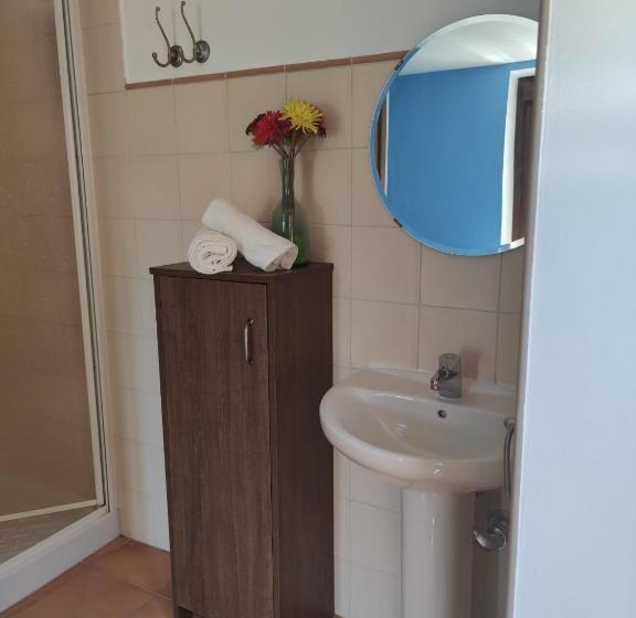 Albergue Rural L Almada De Yebra