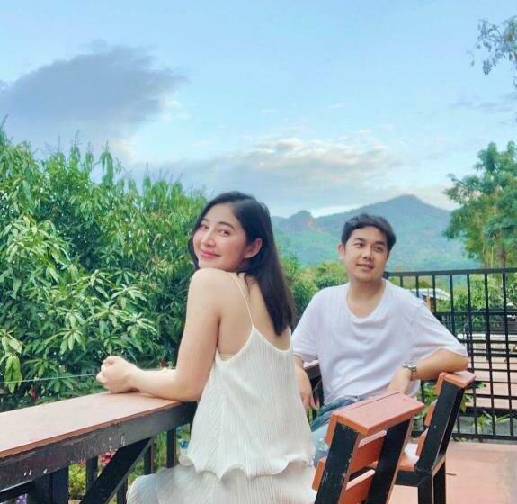 민박 บ้านอบอุ่น By The Mountain Ozoneบ้านโอโซนขุนเขาแก่งกระจาน