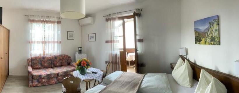 مبيت وإفطار Garni Guflhof